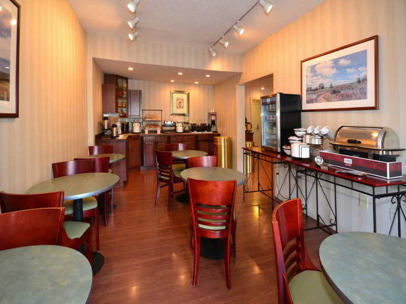 Comfort Inn & Suites Staunton Restoran foto